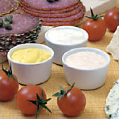 Gastronomie : comment s'appelle la sauce à base de béchamel et de jus de volaille ?