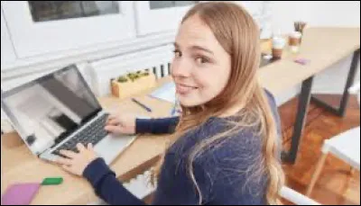 Que préfères-tu dans les cours à distance ?