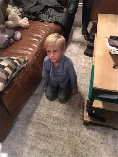 Dans la s&eacute;rie "Section de recherches", le lieutenant Luca Auriol a un fils auquel il est tr&egrave;s attach&eacute; : quel est son pr&eacute;nom ?