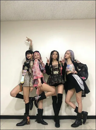 Quel est le premier album des Blackpink ?