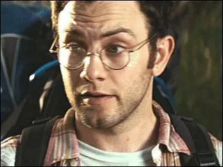 Que recherchent les jeunes au dbut du film ?