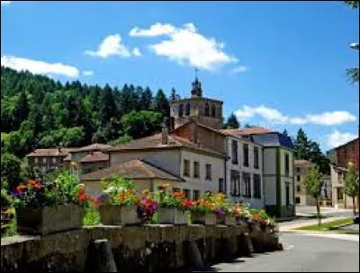 Je vous emmène en Auvergne-Rhône-Alpes, dans le Forez, à Sail-sous-Couzan. Village natal d'Aimé Jacquet, sélectionneur de l'équipe de France de football championne du monde en 1998, il se situe dans le département ...