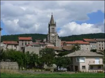 Restons en Auvergne-Rhône-Alpes et partons à Saint-Anthème. Commune de l'arrondissement d'Ambert, elle se trouve dans le département ...