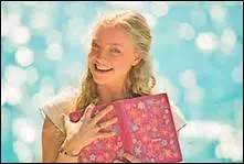 Pourquoi dcide-t-elle d'annuler le mariage alors que le prtre a dj commenc la crmonie ?