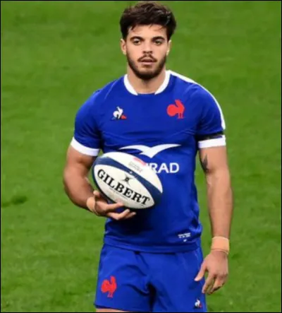 Qui est le père de Romain Ntamack ?