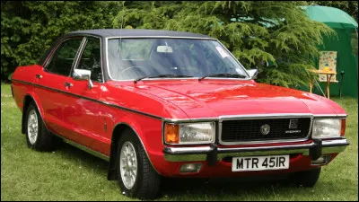 Est-ce une Ford Taunus ?