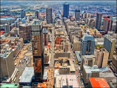 Johannesburg, 1 million d'habitants, est une ville d'...
