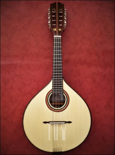 Si je vous dis "Mandoline à Napoli", vous me répondez...