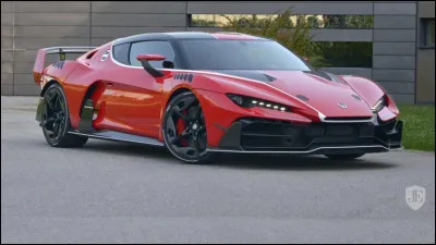 Cette supercar porte le nom d'un pays (design), lequel ?