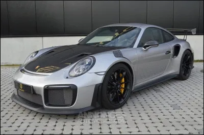 "Personne n'a fait la voiture de mes rêves alors j'ai dû la faire" Ferdinand Porsche. Mais quelle est cette Porsche ?