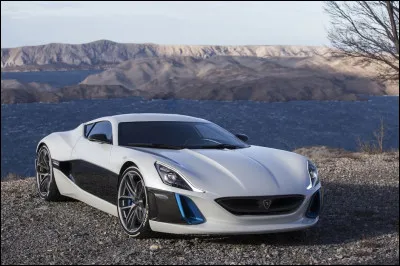 Encore un peu d'électricité dans l'air, quelle est cette voiture ?