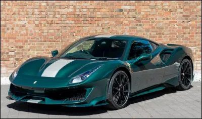 Et maintenant, on part en Italie avec le célèbre cheval cabré, reconnaissez-vous ce modèle ?