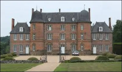 Je vous emmène dans l'Orne, à la découverte du château de Couterne. Ancienne commune, elle se situe en région ...