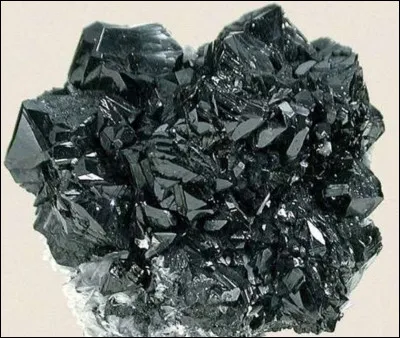 Quel est le symbole de l'étain ?