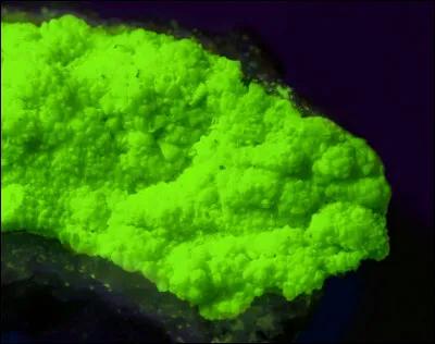 Quel est le symbole du prométhium ?