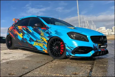 À quel youtubeur appartient cette Mercedes Classe A45 AMG ?