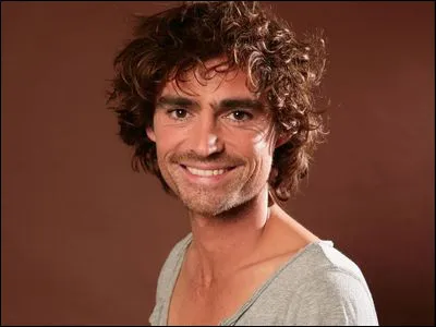 Pourquoi Nicolas Barrel s'est-il fait passer pour mort ?