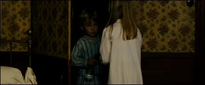 Littérature : comment s'appelait la petite fille dans le roman de Tatiana de Rosnay ?