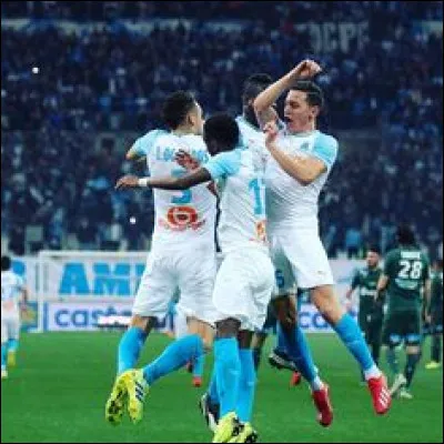 L'Olympique de Marseille remporta la Ligue des champions en 1993.