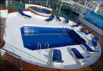 Le Zeus Palace est :