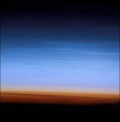 Lequel de ces noms n'appartient pas aux couches atmosphriques ?