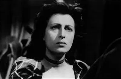 Cette actrice, célèbre notamment pour son rôle dans "Rome, ville ouverte", c'est ... Magnani.