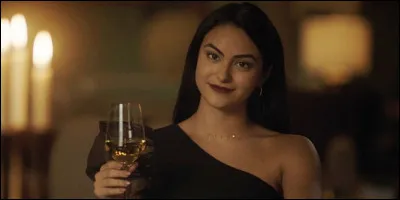 Dans la série "Riverdale" (saison 2) comment s'appelle la sur de Betty ?