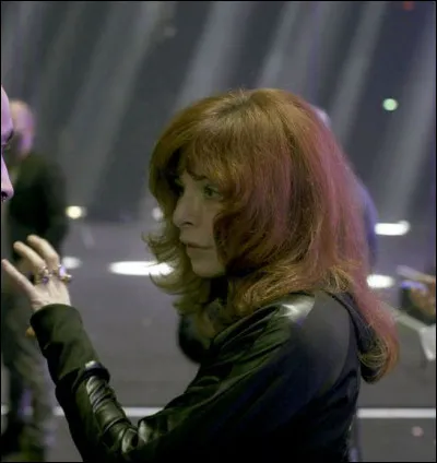 "T'as la [...] ? Passe tout de suite à la [...], si !"