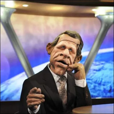 Lequel de ces imitateurs a travaill&eacute; pendant des ann&eacute;es pour "Les Guignols de l�Info" ?