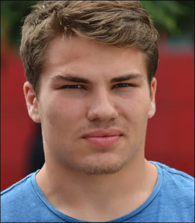 Qui est ce joueur de rugby ?