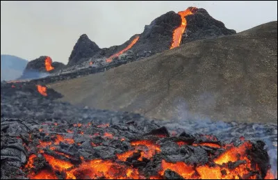 Depuis un séisme, la surveillance de la région a été accrue. Quand ce tremblement de terre a-t-il eu lieu ?