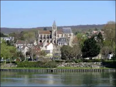 Nous terminons notre balade en Île-de-France, à Triel-sur-Seine. Ville de la Grande Couronne, sur la rive droite de la Seine, elle se situe dans le département ...