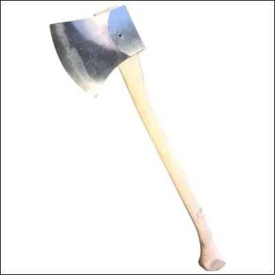 Qui se bat avec une hache ?