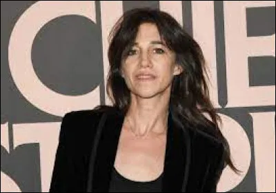 Quel est le prénom du père de Charlotte Gainsbourg ?