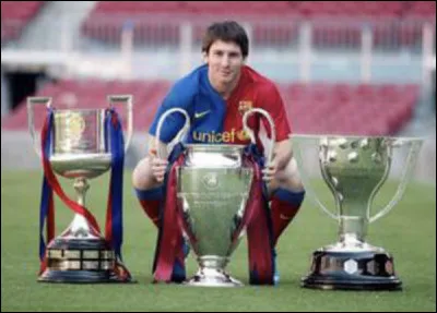 Quel est le nombre maximum de trophées remportés par ce club en une année ?