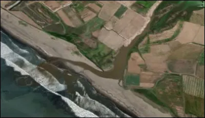 Prenons un peu de hauteur - et de distances - pour contempler ce fleuve bien maronnasse qui ce jette dans le Pacifique, lequel n'a vraiment rien demandé ! Quel est-il ?
