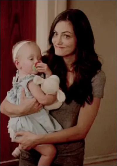 Qui est le père de l'enfant d'Hayley ?