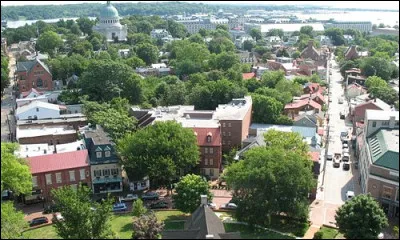 Annapolis, 40 000 habitants, est une ville d'...