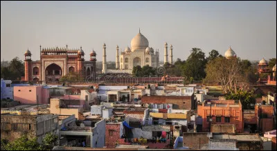 Agra,1,8 millions d'habitants, est une ville d'...