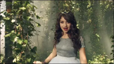 De quelle chanson viennent ces paroles "Un verdadero amor que llega al corazón" ?