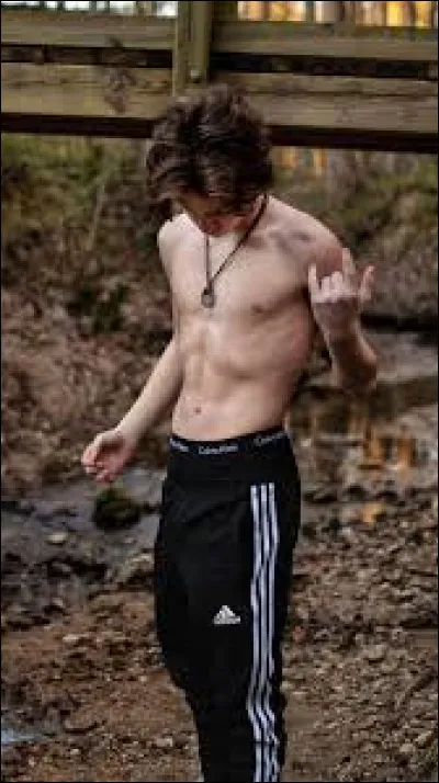 Comment s'appelait sa copine ? (la plus récente)