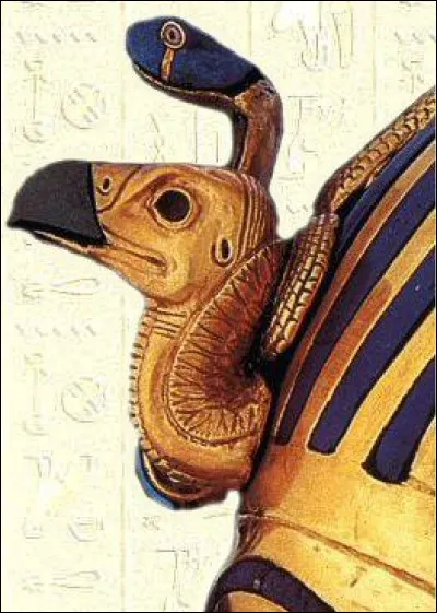 Sur cette même coiffe ses deux divinités du Nord et du Sud, sont les protectrices de pharaon, l'une cobra l'autre vautour, symbolisant ensemble la représentation des deux terres. Qui sont-elles ?