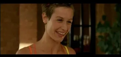 Samantha est la tante de Sarah.