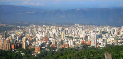 Bucaramanga, 580 000 habitants, est une ville d'...