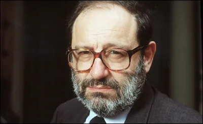 Cet écrivain, reconnu pour ses nombreux essais universitaires, auteur des romans historiques "le Nom de la rose" et "Le Pendule de Foucault", c'est ... Eco.