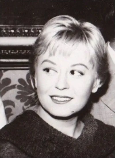 Cette actrice a joué dans sept films de son mari Federico Fellini ; elle est célèbre pour son rôle de Gelsomina dans "La Strada" : c'est ... Masina.