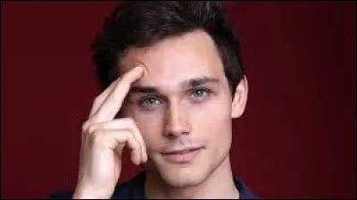 Avec qui Louis &eacute;tait-il en couple ?