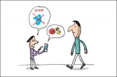 Petits fichiers d&eacute;pos&eacute;s sur le disque dur de l'internaute qui permettent de garder une trace de sa navigation.