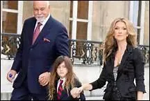 En 2008, quelle est la plus haute distinction civile canadienne que son pays lui donne ?