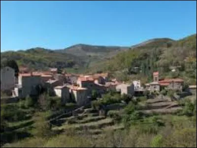 Village Ardéchois, Saint-Julien-du-Gua se situe dans l'ex région ...